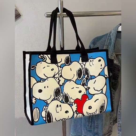 Snoopy Handbags - Snoopy canvas Tote Bag with Blue and Red Design